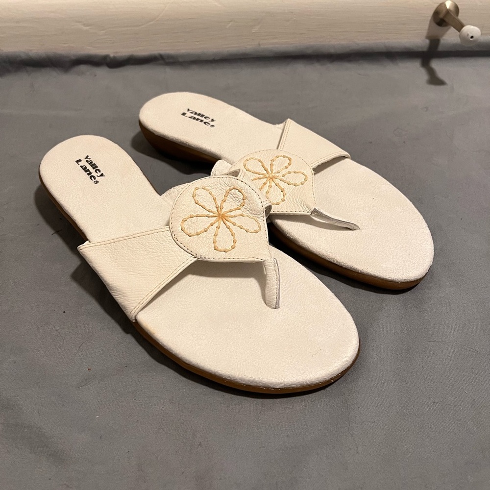 Valley Lane sandles